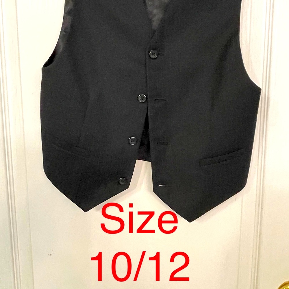 Vest- black